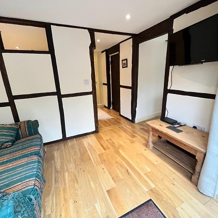 Swan House Tea Room And Bed & Breakfast Lydney Extérieur photo