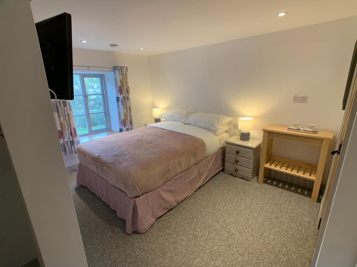 Swan House Tea Room And Bed & Breakfast Lydney Extérieur photo